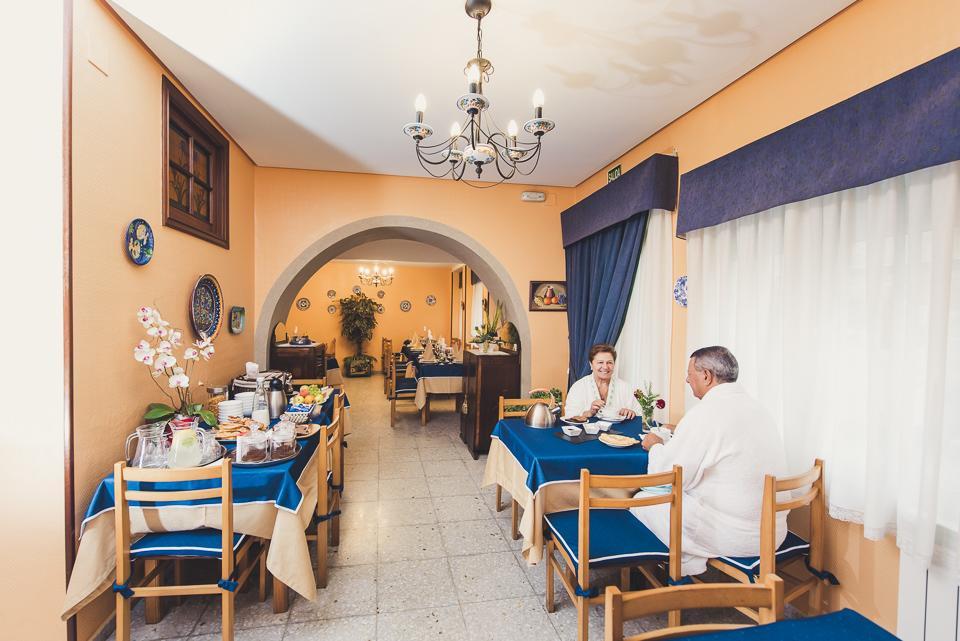 Pension Pura Cuntis Kültér fotó