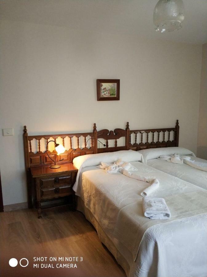Pension Pura Cuntis Kültér fotó