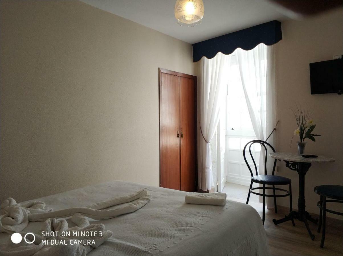 Pension Pura Cuntis Kültér fotó